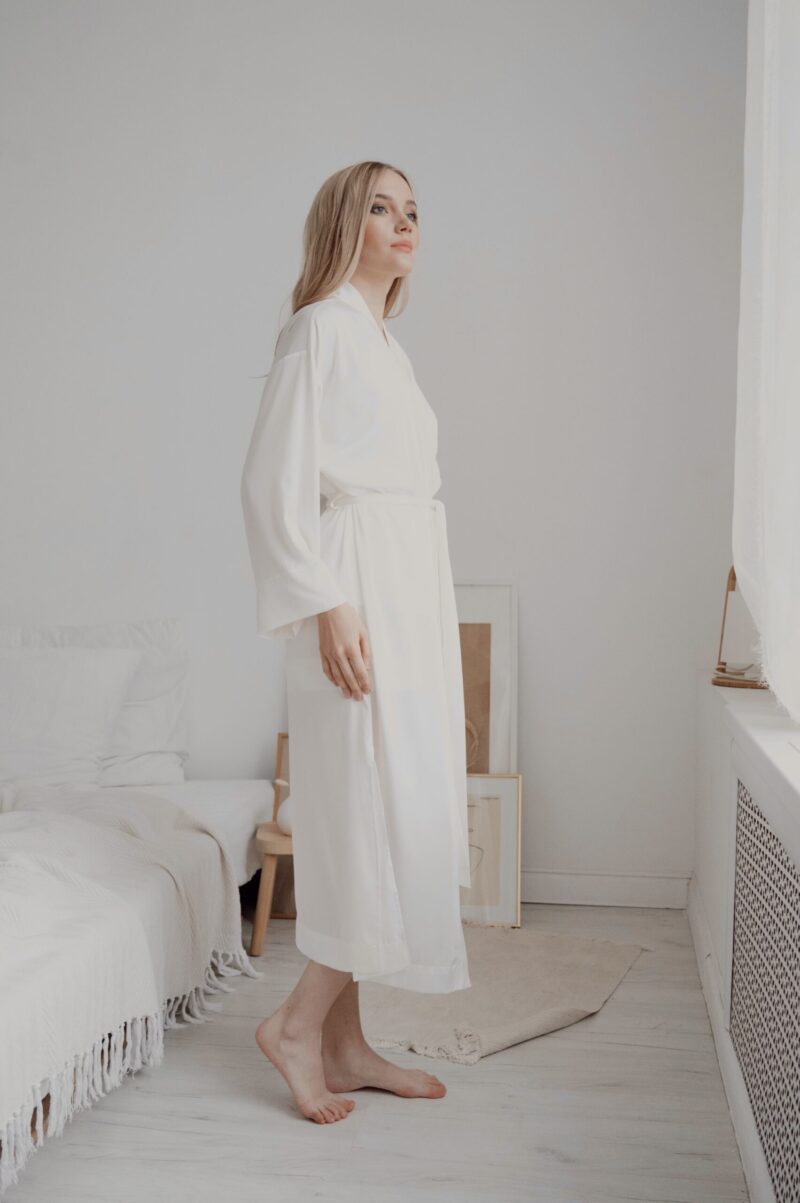 Hommikumantel “Versailles” Ivory - Image 2